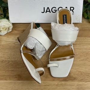 Franco Sarto Venture Booties Beige LE 8M